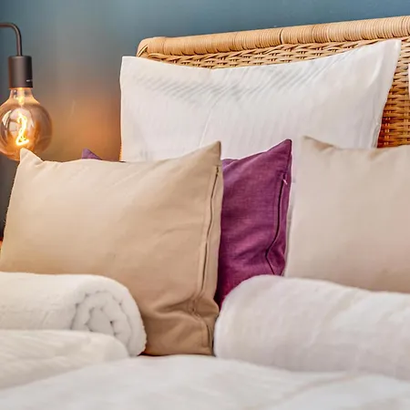 Rentplanet - Wszystkich Swietych Breslavia