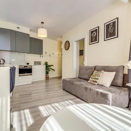 Rentplanet - Wszystkich Swietych Apartment Wroclaw