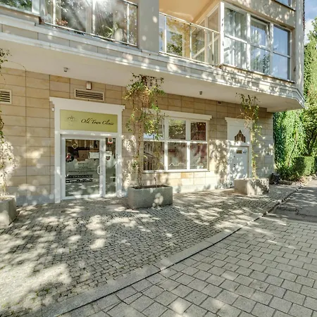 Rentplanet - Wszystkich Swietych * Wroclaw