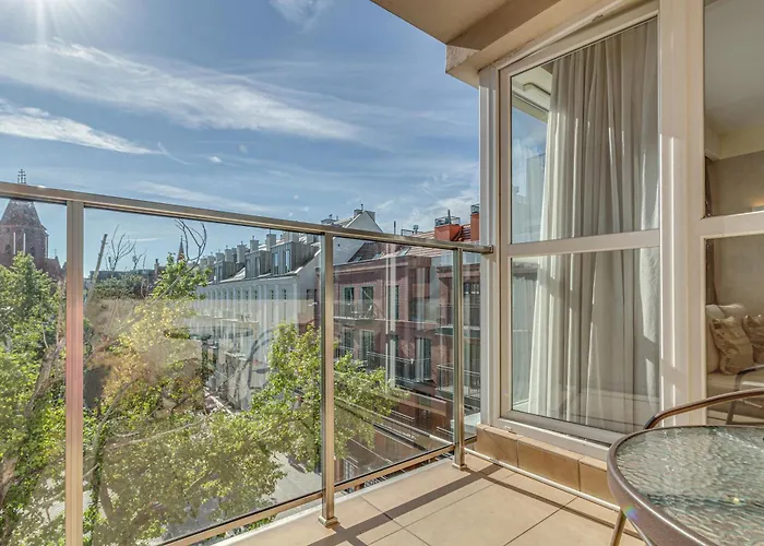 Rentplanet - Wszystkich Swietych Vratislav