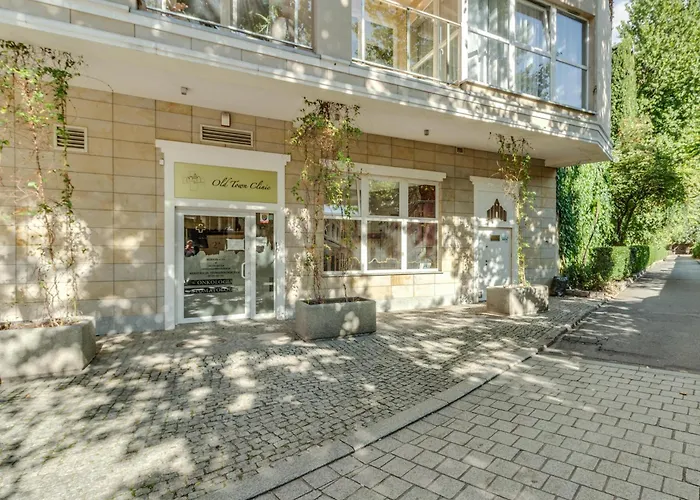 Rentplanet - Wszystkich Swietych * Vratislav